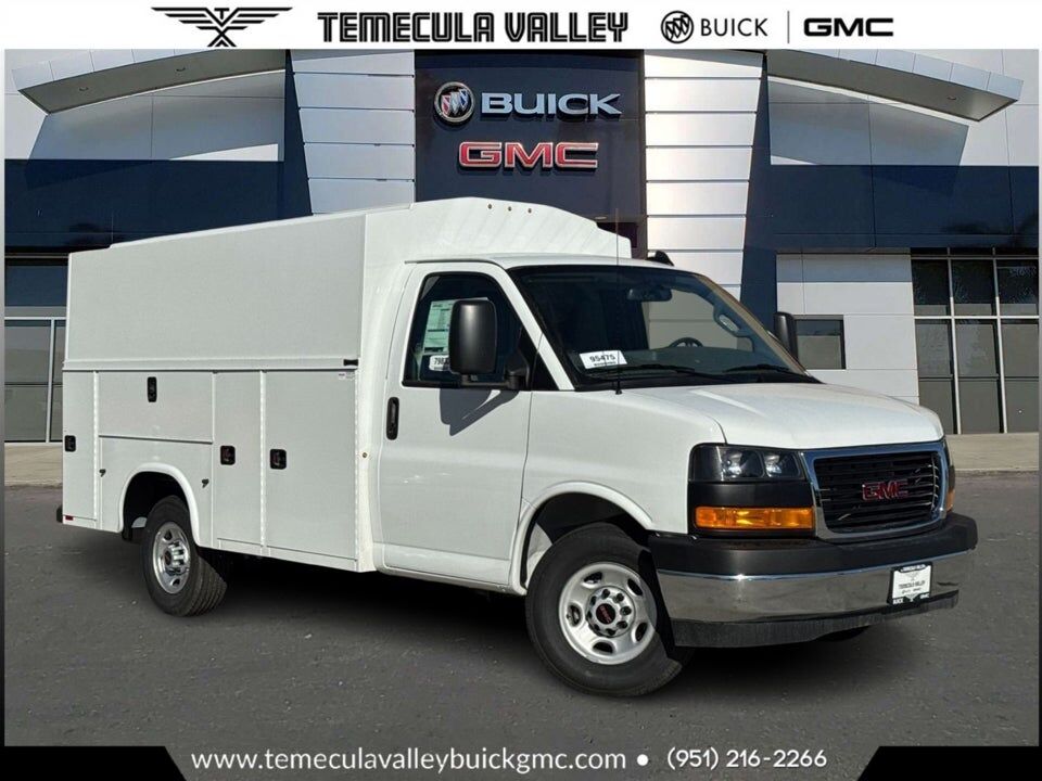 2025 GMC Savana