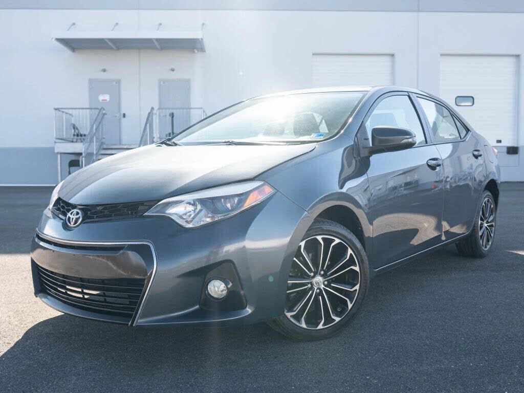 2016 TOYOTA Corolla