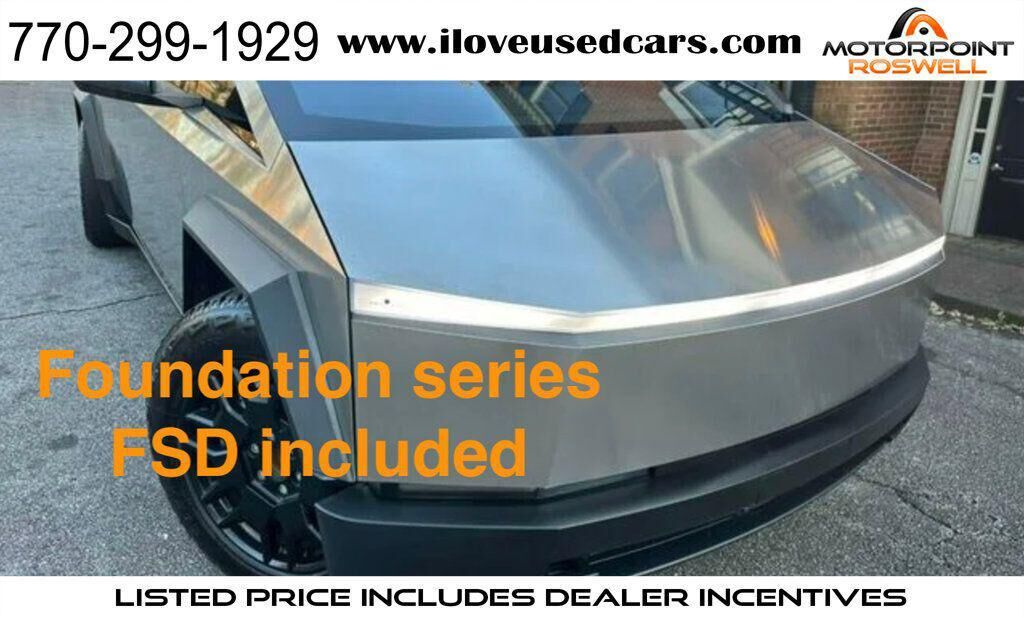 2024 TESLA Cybertruck