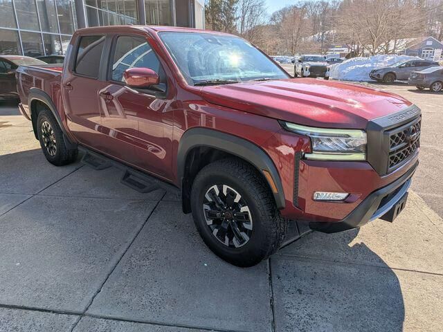 2024 NISSAN Frontier