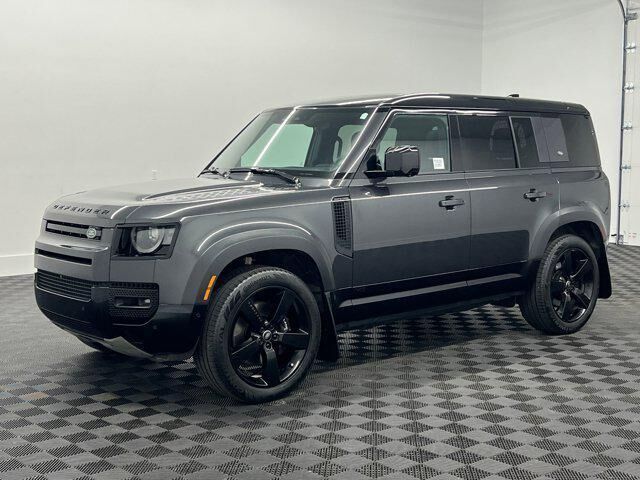 2023 LAND ROVER Defender