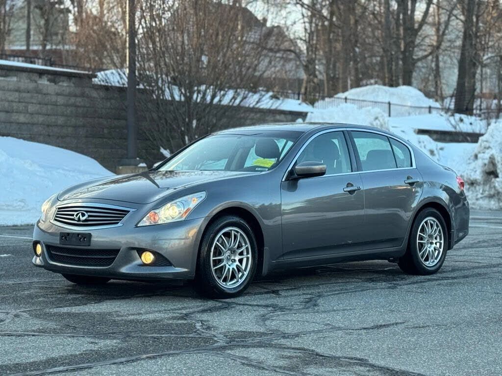 2011 INFINITI G25