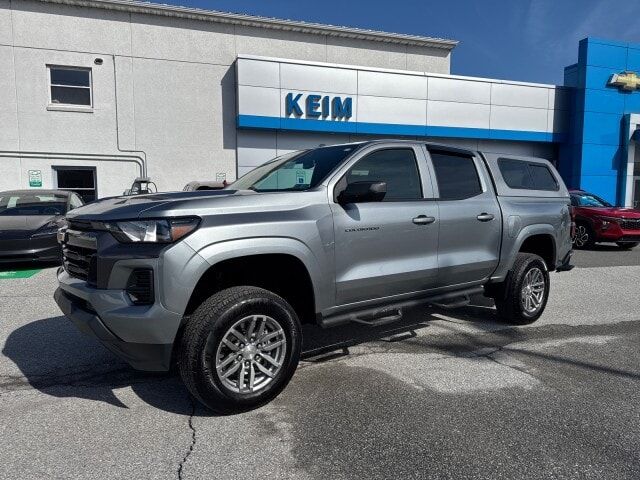 2025 CHEVROLET Colorado