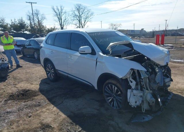 2019 MITSUBISHI Outlander