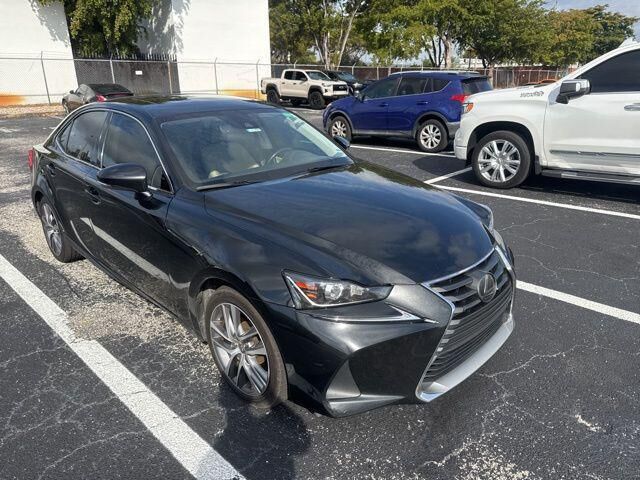 2020 LEXUS IS