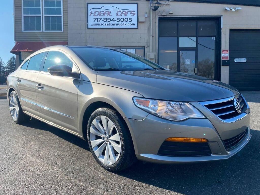 2011 VOLKSWAGEN Passat