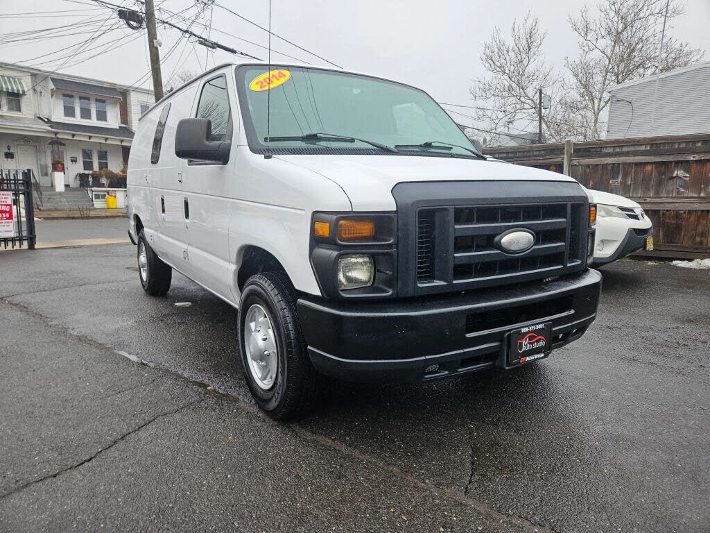 2014 FORD E-250