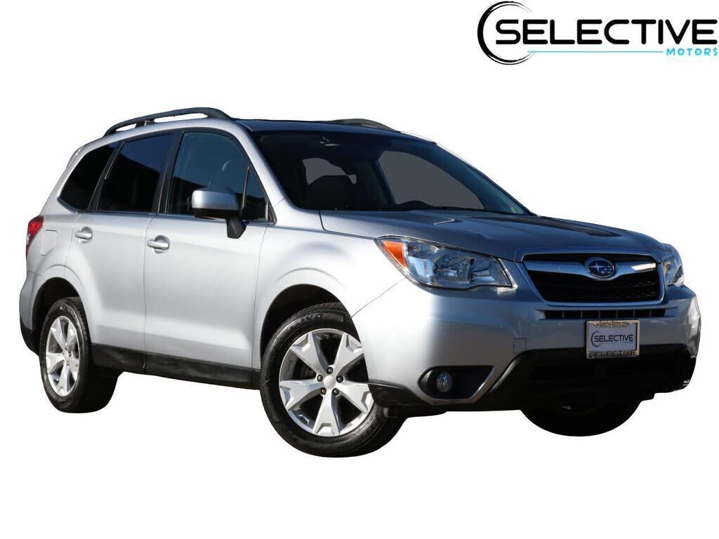 2015 SUBARU Forester