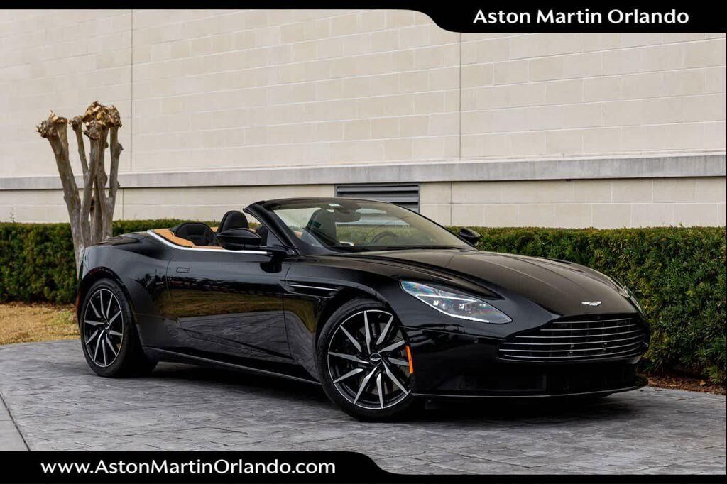 2019 ASTON MARTIN DB11
