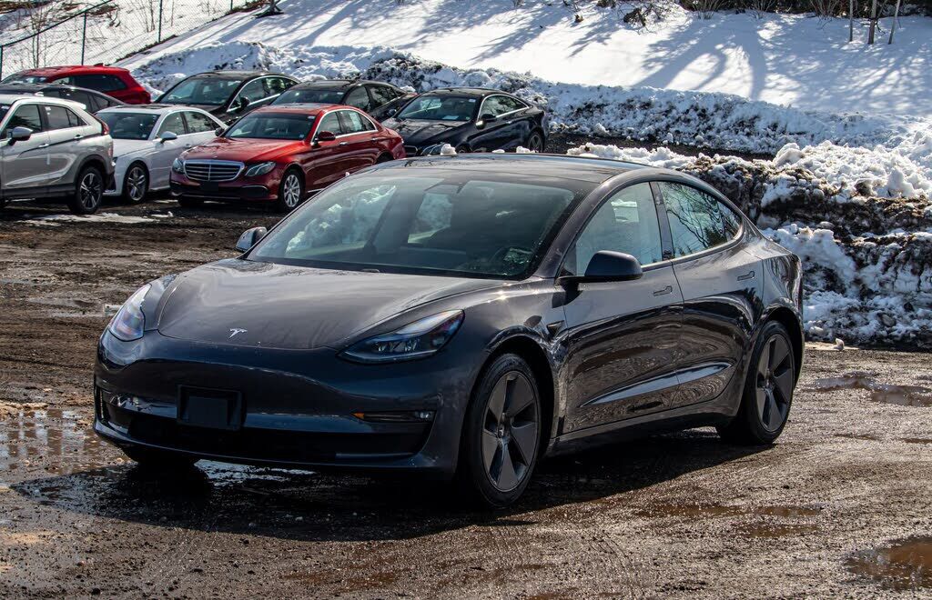 2021 TESLA Model 3