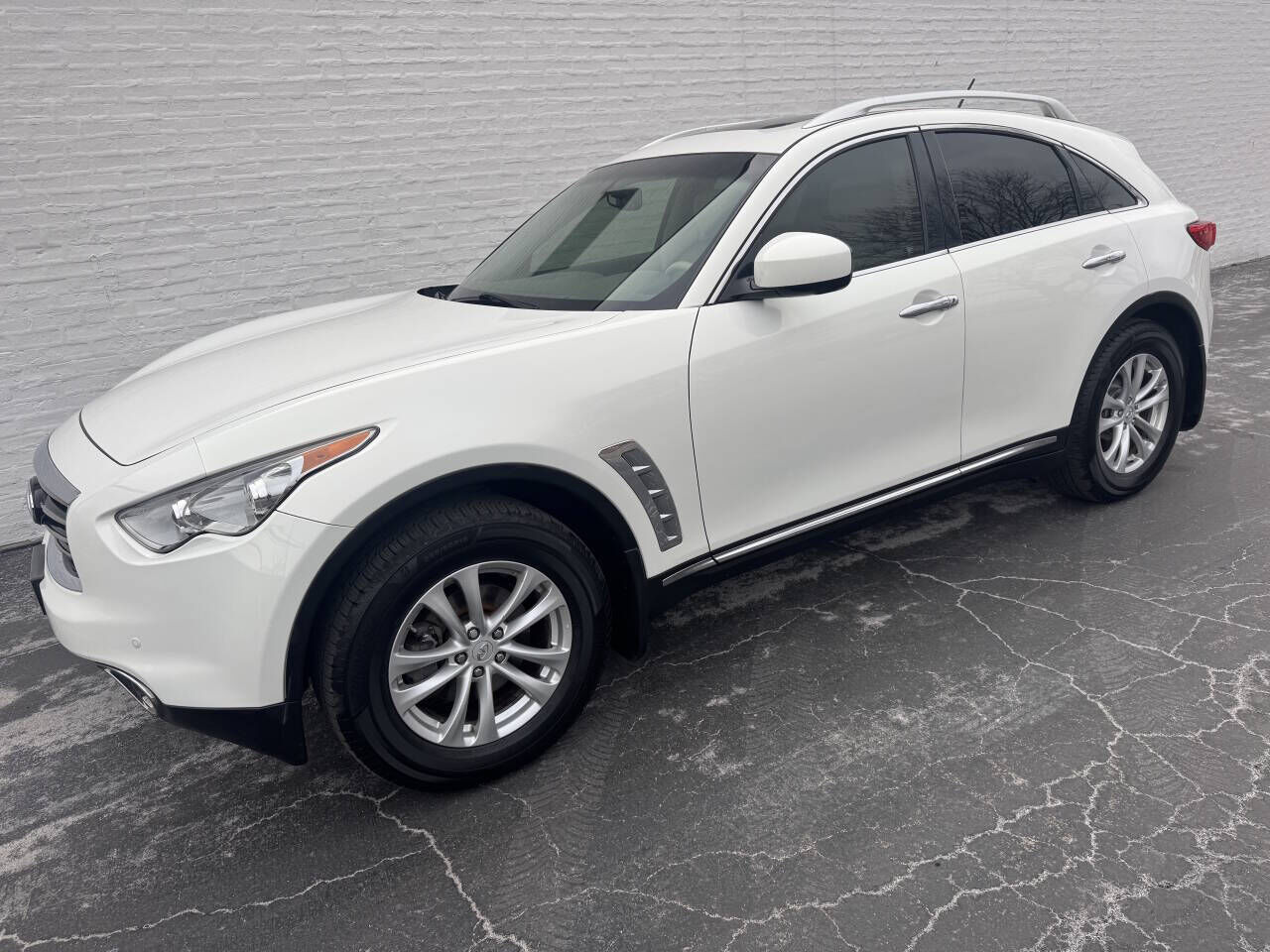 2012 INFINITI FX35