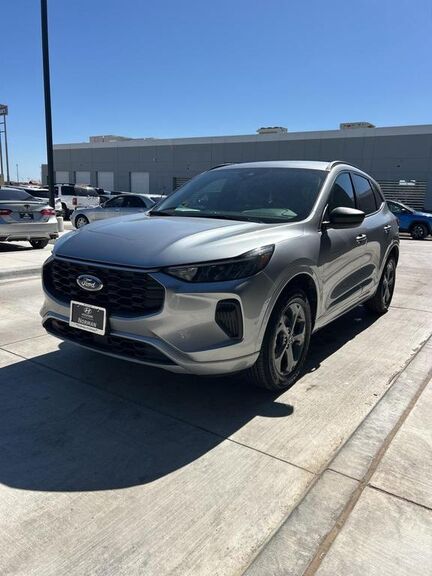 2024 FORD Escape