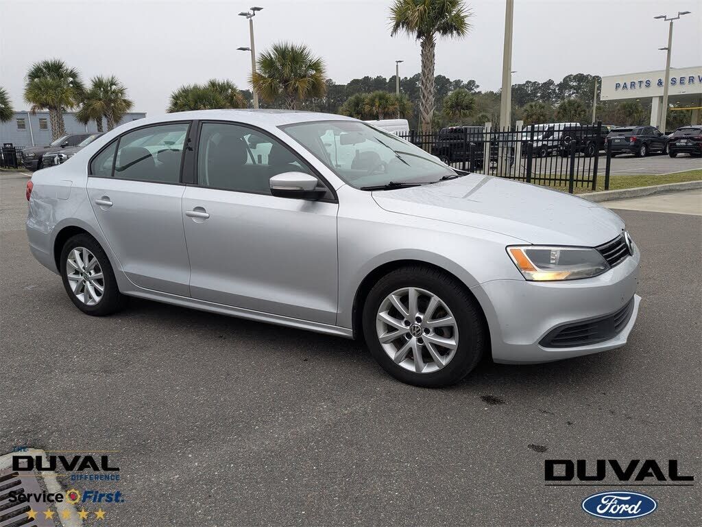 2012 VOLKSWAGEN Jetta