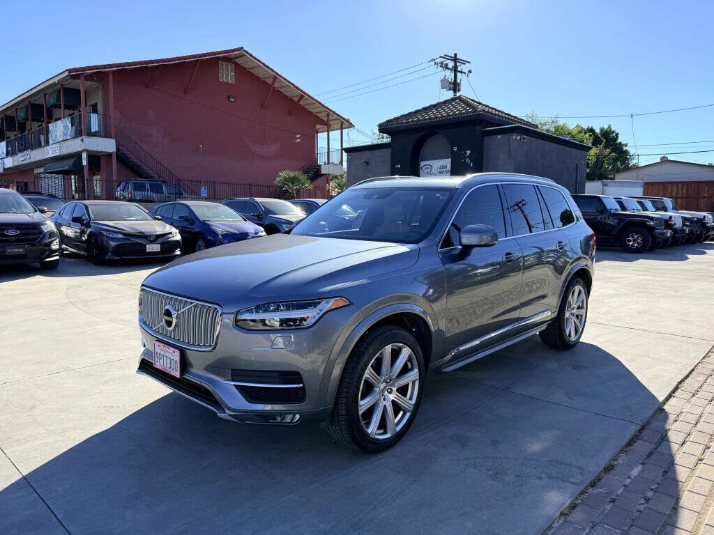 2018 VOLVO XC90