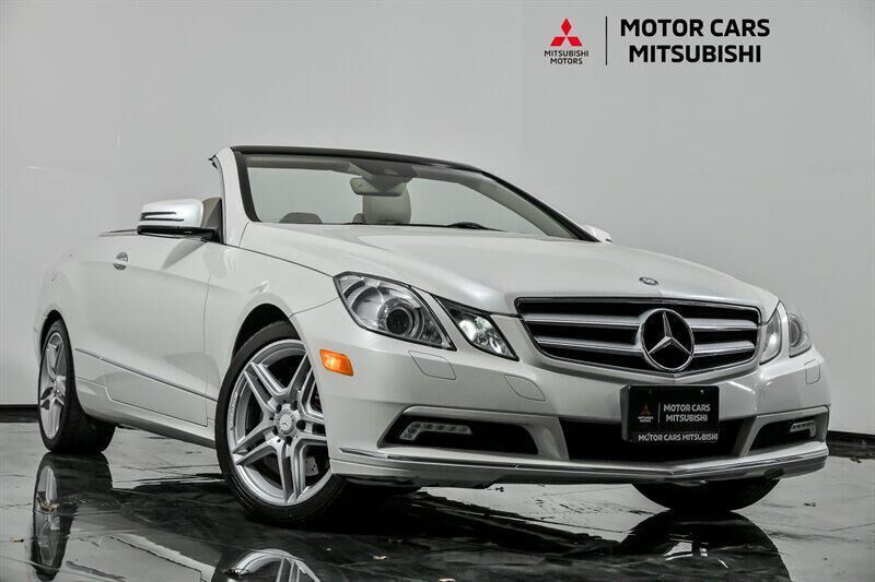 2011 MERCEDES-BENZ E-Class