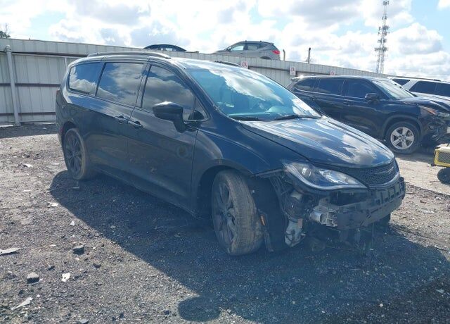 2020 CHRYSLER Pacifica