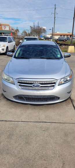 2011 FORD Taurus