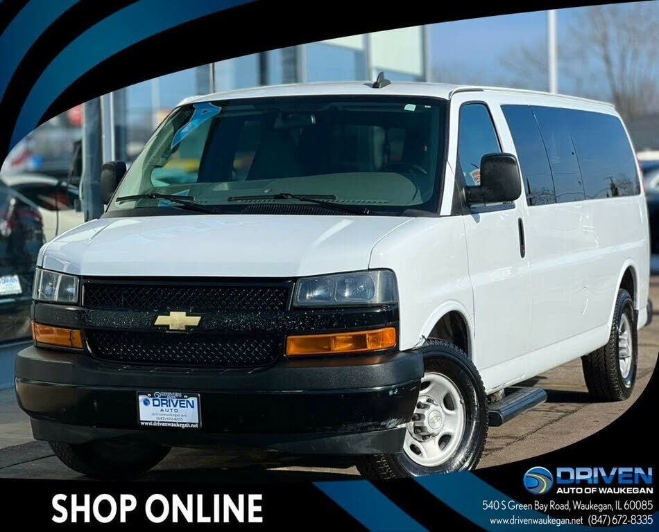 2023 CHEVROLET Express
