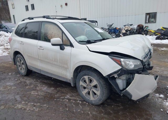 2018 SUBARU Forester