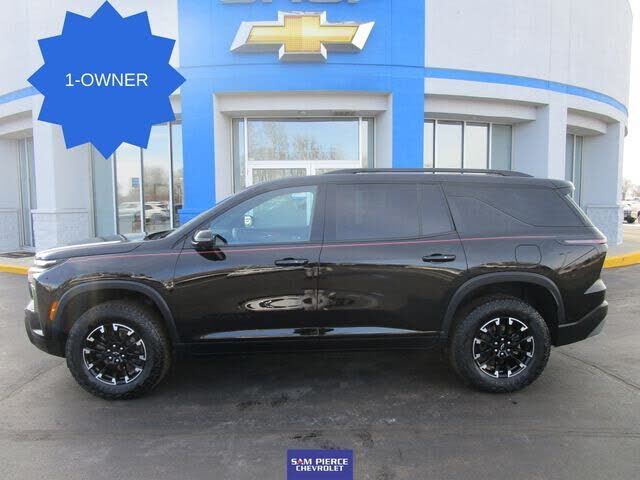 2024 CHEVROLET Traverse