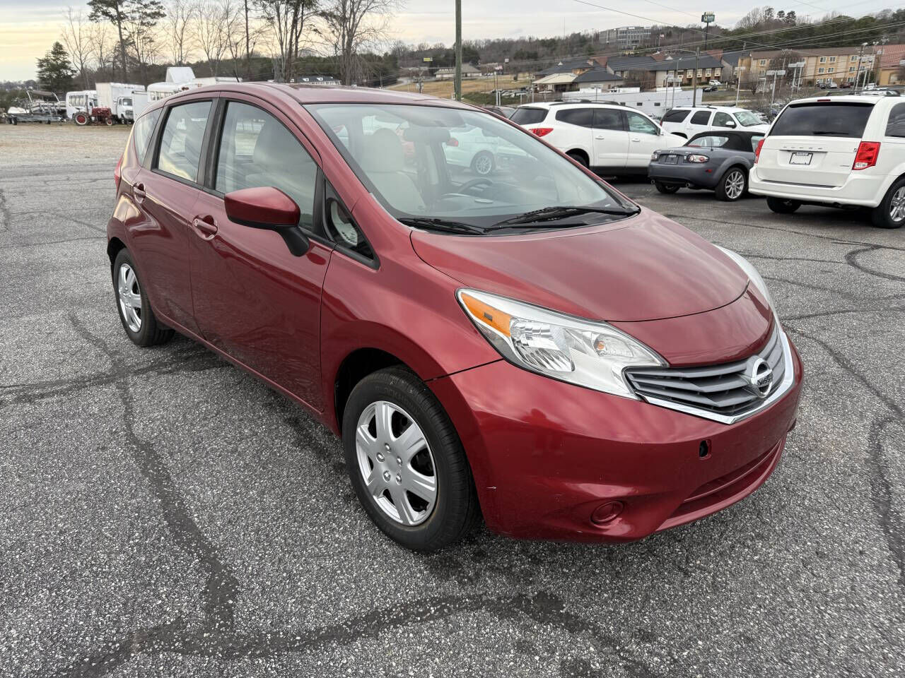 2016 NISSAN Versa