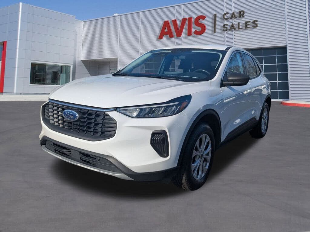 2024 FORD Escape