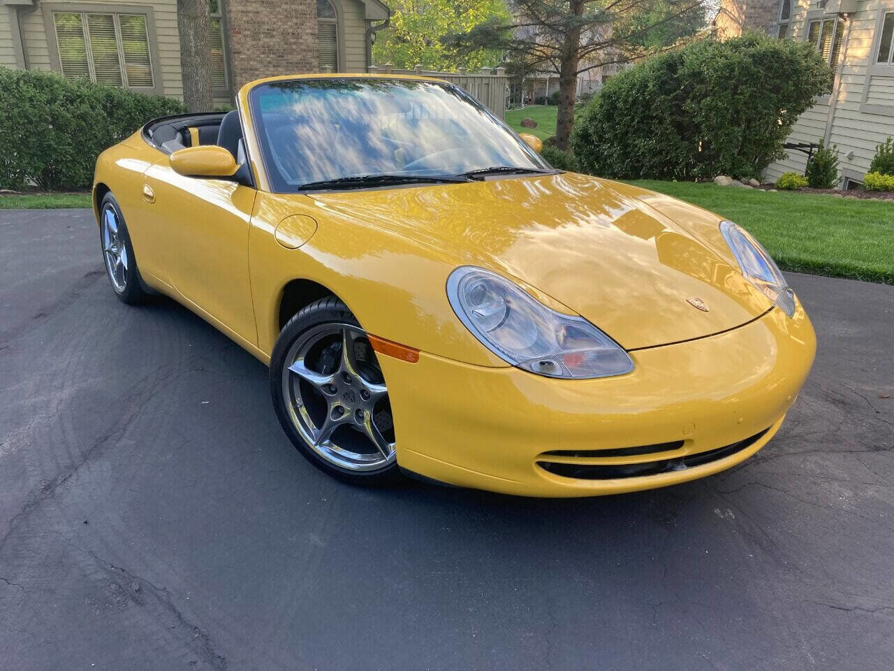 2001 PORSCHE 911