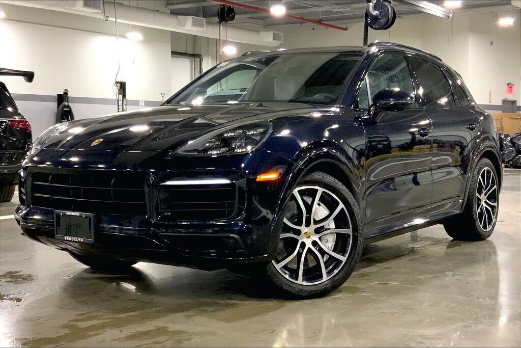 2021 PORSCHE Cayenne