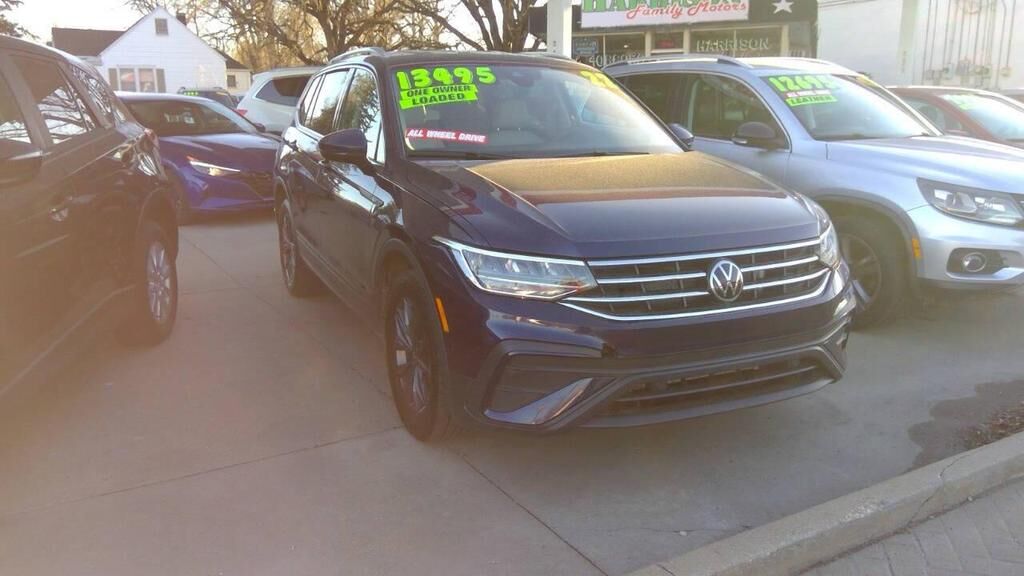 2022 VOLKSWAGEN Tiguan