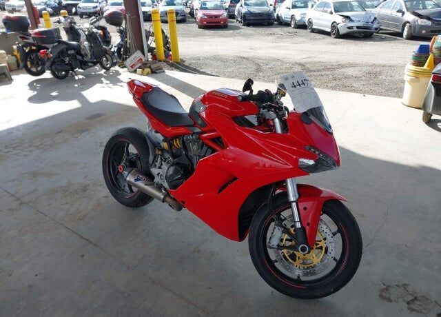 2017 DUCATI SuperSport