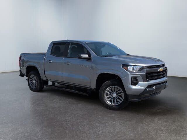 2024 CHEVROLET Colorado