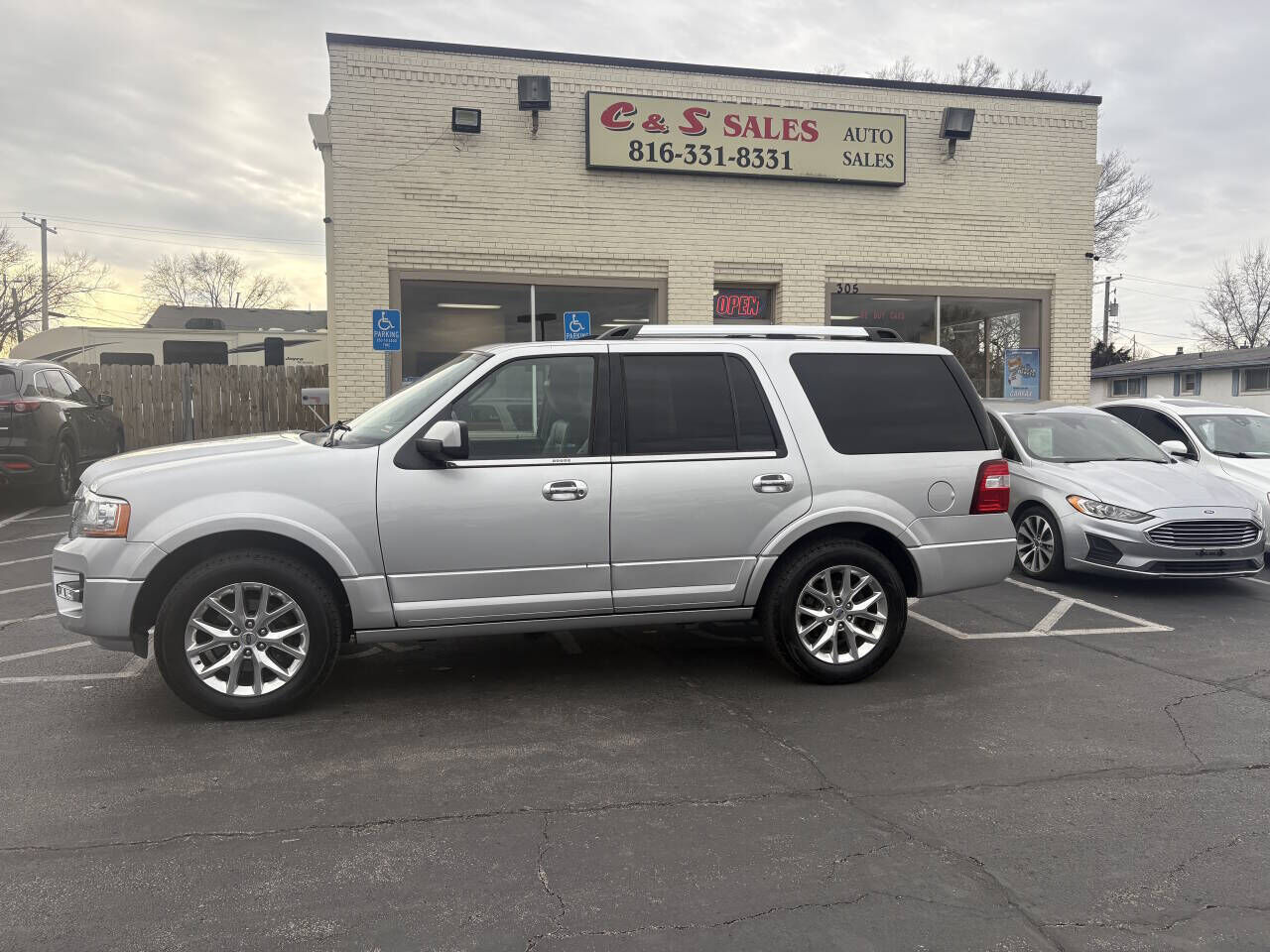 2016 FORD Expedition