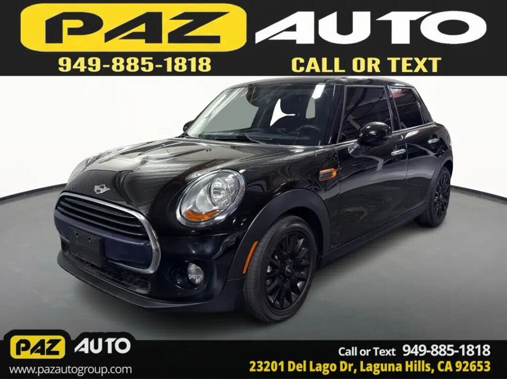 2017 MINI Cooper