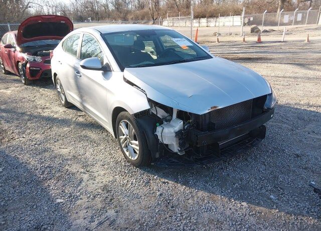 2019 HYUNDAI Elantra