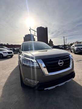 2024 NISSAN Pathfinder