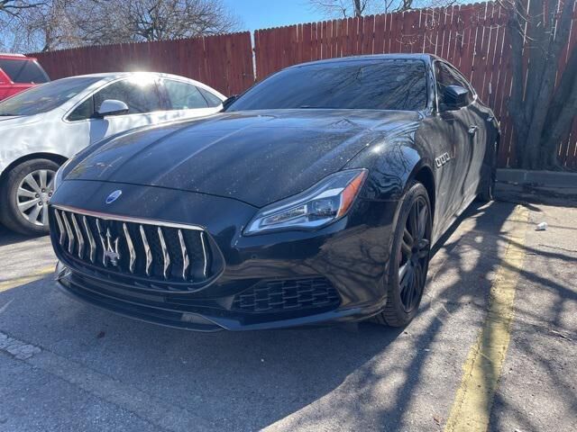 2018 MASERATI Quattroporte