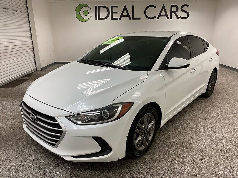 2018 HYUNDAI Elantra
