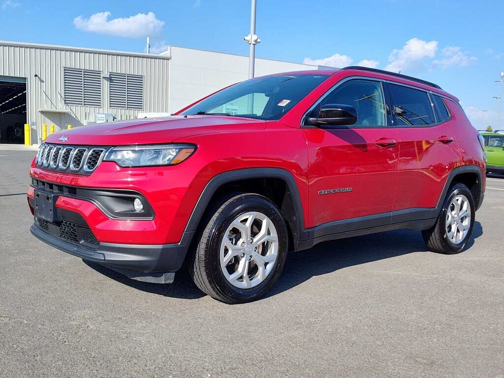 2024 JEEP Compass