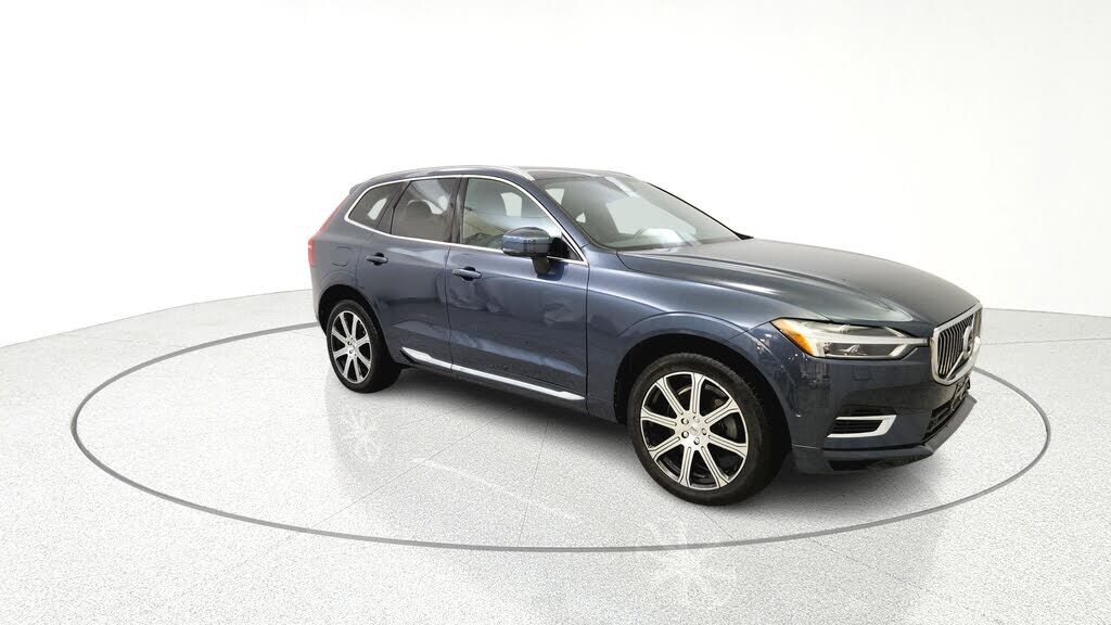 2020 VOLVO XC60