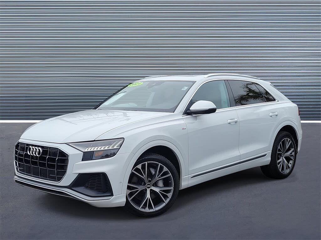 2021 AUDI Q8