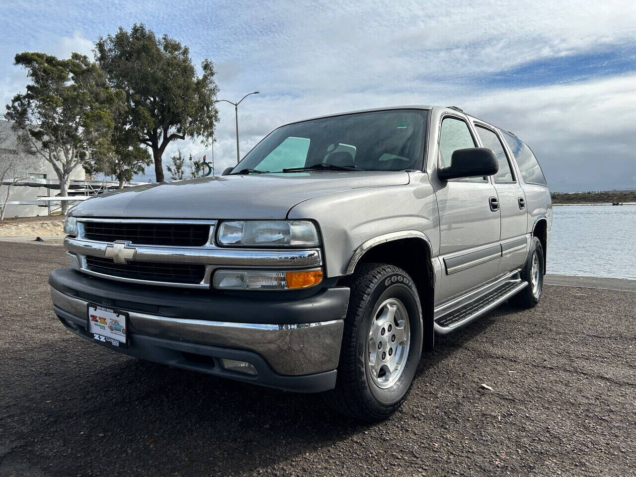 2004 CHEVROLET Suburban
