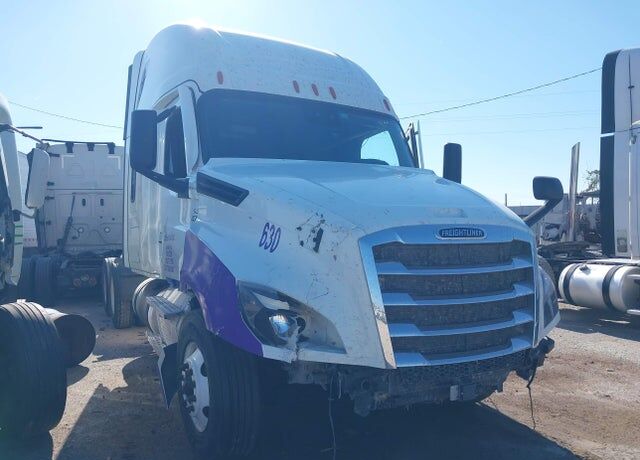 2023 FREIGHTLINER Cascadia