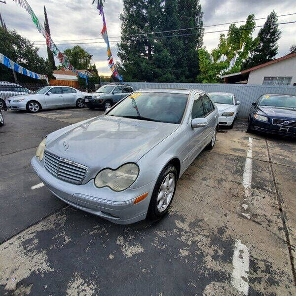 2002 MERCEDES-BENZ C-Class
