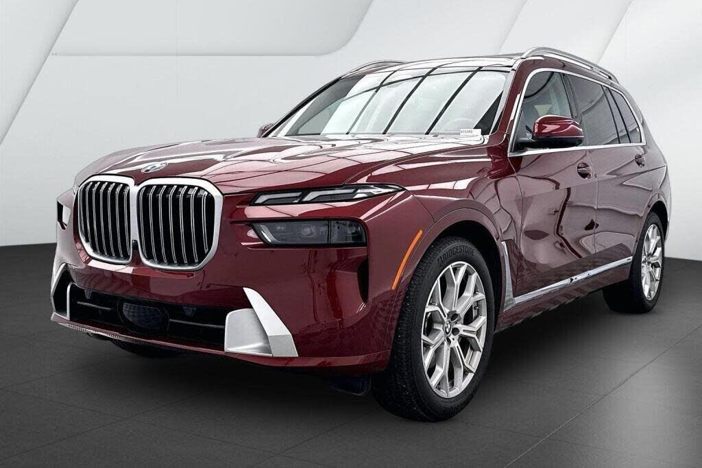 2025 BMW X7