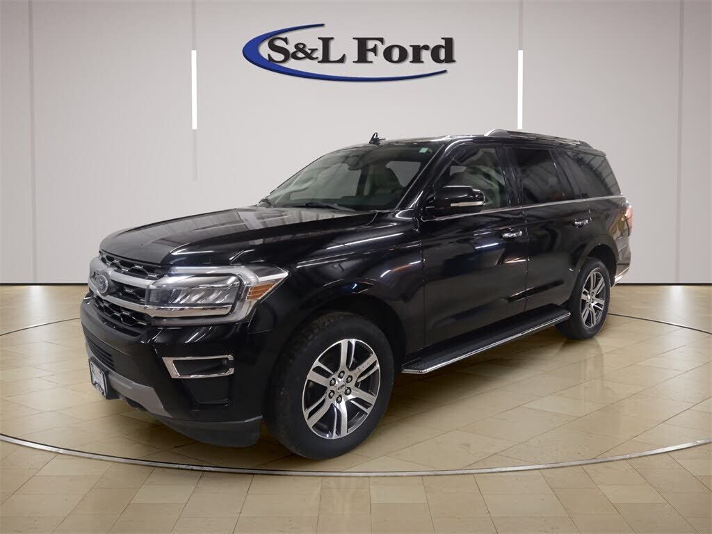 2022 FORD Expedition