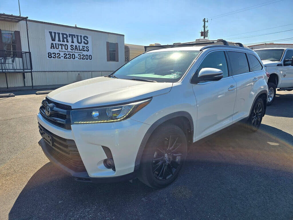2019 TOYOTA Highlander