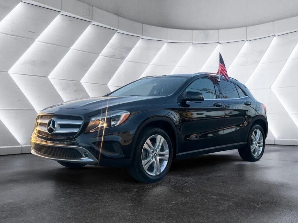 2015 MERCEDES-BENZ GLA-Class