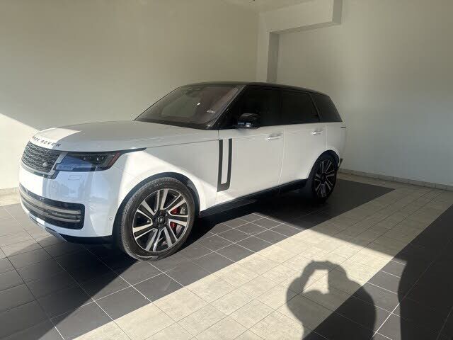 2023 LAND ROVER New Range Rover