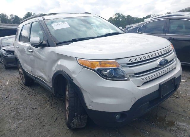 2014 FORD Explorer