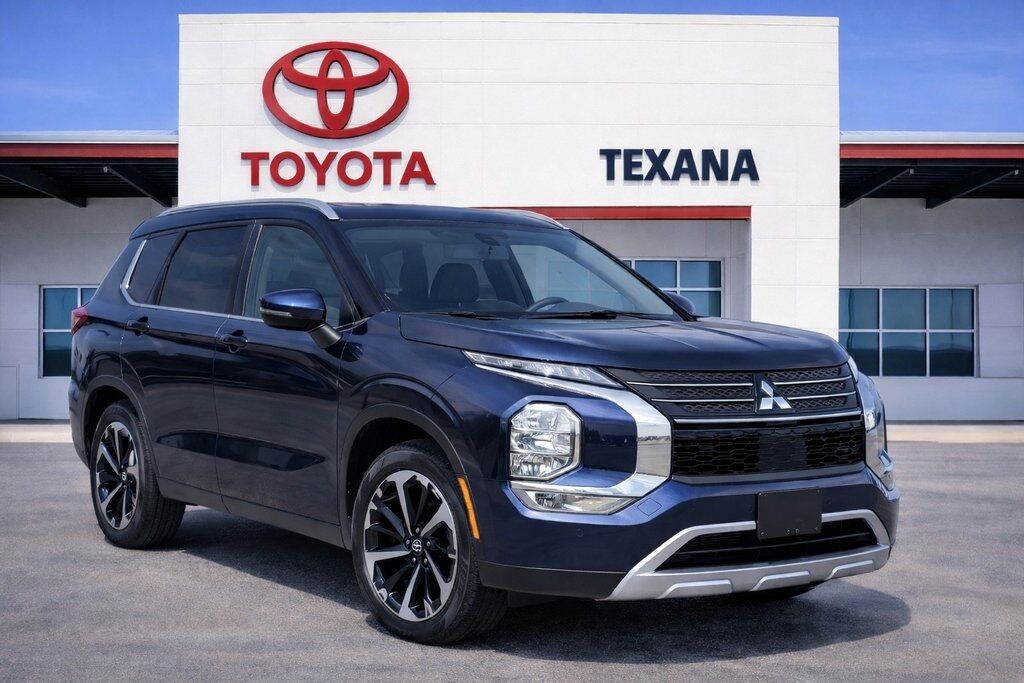 2023 MITSUBISHI Outlander
